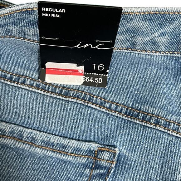 INC Women's Denim Jean Bermuda  Mid Rise Shorts Distressed Lt Indigo Size 16 $65 - Picture 5 of 7